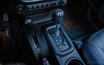 Jeep Wrangler 2.8 CRD Rubicon A/T, 147kW, A5. - 19