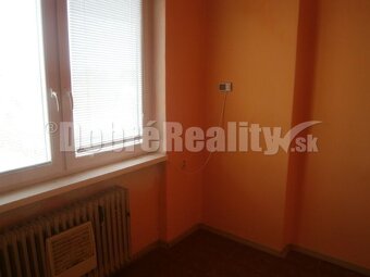 Rodinný dom v centre mesta Hurbanovo na predaj  - 19