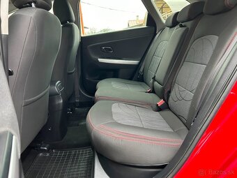 Kia Ceed SW 1.6 CRDi - 19