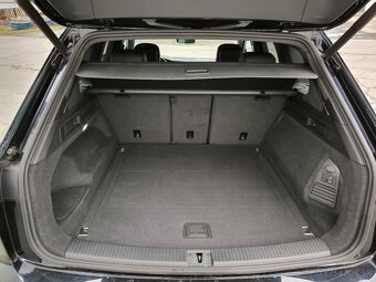 VW Touareg 3,0TDi 4x4 VZDUCH,  KŮŽE, Tažné , r.v.12/2020 DPH - 19