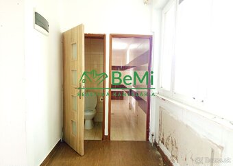 ‼️ Znížená cena‼️Predaj rodinného domu s dvomi bytovými jedn - 19