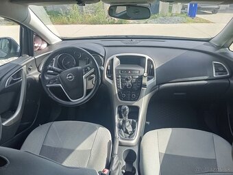 Opel Astra SPORTS TOURER - 19