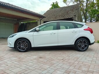 FORD FOCUS HATCHBACK  2.0TDCi  AUTOMAT KUPENE v SR - 19
