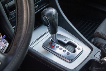 Audi A4 Avant 3.0 TDI b7 V6 quattro Sline - 19