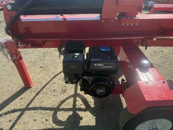 Štiepačka dreva 50T - 19