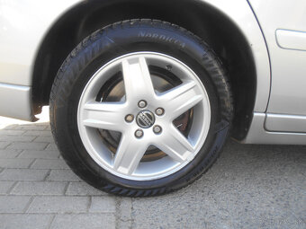 Volvo S60 2.4D Summum A/T - AJ NA SPLÁTKY OD 37,50E - 19