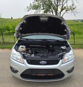 Ford Focus 1.6 16V 74KW/101 koní R.V.03/2011 - 19