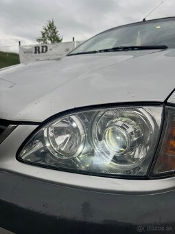 Toyota Avensis 2.0 D-4 - 19