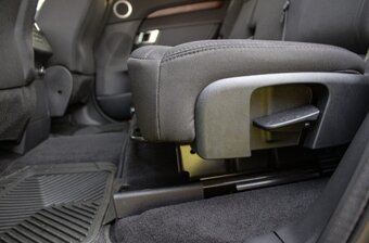 Land Rover Discovery 3.0 SDV6 SE - 19