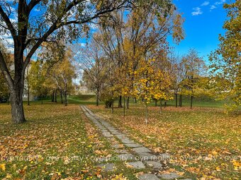 Na predaj luxusný, novozrekonštruovaný, moderne zariadený ve - 19