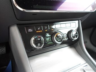 Škoda Superb Combi 1.5 TSI ACT DSG automat,ťažné,keyless,kam - 19