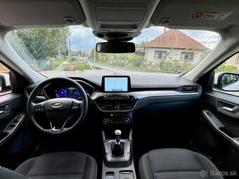 FORD KUGA, 2.0 TDCI, Ecoblue, Bohata výbava - TITANIUM - 19