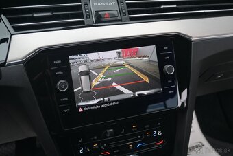 Volkswagen Passat Variant 2.0 TDI Elegance 4Motion DSG - 19