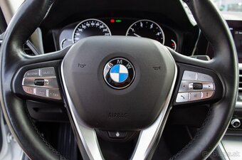 BMW Rad 3 Touring 318d A/T - 19