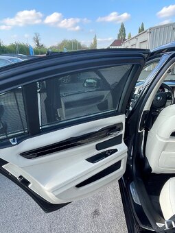 Predám BMW 740d 3.0 Twinturbo 4x4 230 kW v ciernej perle - 19