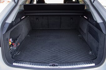 AUDI A6 avant 2.0 TDI quattro - 19