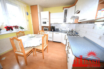 Na predaj veľký 3 izbový byt s lodžiou, 77 m2, Trenčín, Hala - 19