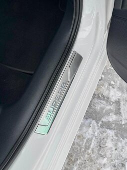 Škoda Superb Combi 2.0 TDI DSG • ACC • Matrix • Model 2022 - 19