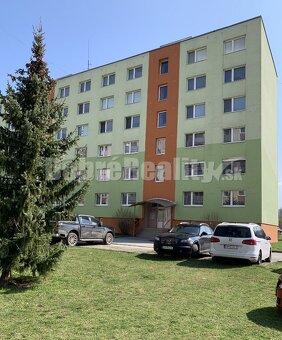 Predaj - Slnečný 4 izbový byt na skvelom mieste v Zakvášove  - 19
