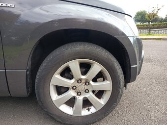 Suzuki Grand Vitara 2010 - 19