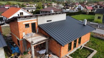 Rodinný dom - novostavba s okamžite obývateľnou časťou - 19