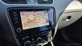 Škoda Octavia Combi 2.0TDI SOLEIL DSG7 - 19