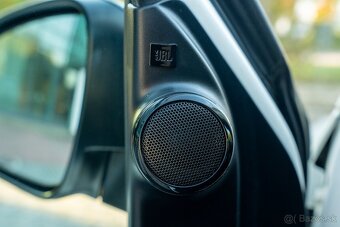 Toyota Hilux DC 2.8 I D-4D Invincible 4x4 A/T - 19