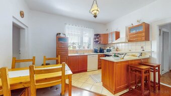 4 - izbový rodinný dom v meste Sliač so samostatnou garážou - 19