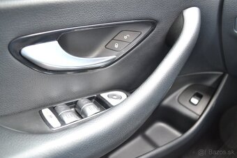 Mercedes-Benz E trieda Sedan 220d 4 MATIC - 19