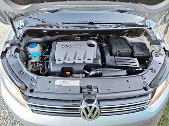 Volkswagen Touran 1.6TDi Comfortline AKČNÍ CENA - 19