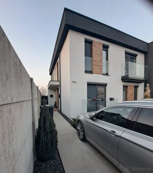 3 izbový byt s vlastnou záhradou - 19