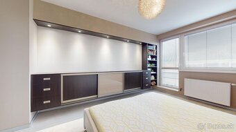 Na predaj 4-izbový Penthouse v Malackách Brezová ulica aj s  - 19