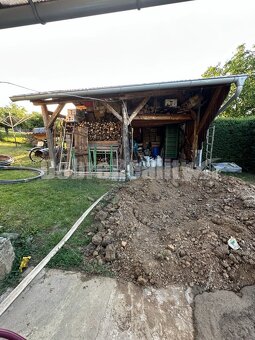 Na predaj Rekreačný dom s rozľahlým pozemkom v Leviciach. - 19