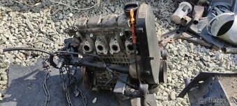 Predám diely na Seat Cordoba 1.4 44kw kód:AKK rok 2000 - 19