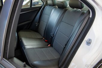 Mercedes-Benz C trieda Sedan 200 CDI Elegance A/T, 100 kW, - 19