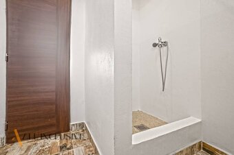 ALL INCLUSIVE | NA PREDAJ POSCHODOVÝ 5-IZBOVÝ RODINNÝ DOM, V - 19