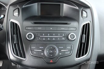 Ford Focus Combi 1,0 ECOBOOST 74 kW - 19