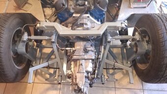 Ford GT40 MK1 - 19
