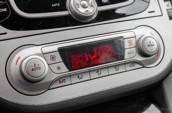 Ford Kuga 2.0 TDCi, 103kW, 4x4, M6 - 19