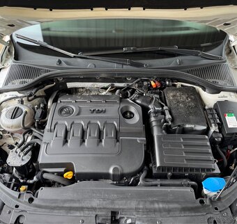 ŠKODA OCTAVIA III 2.0 TDI MANUÁL - 19