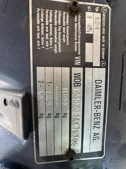 Mercedes-Benz 200 124 - 19