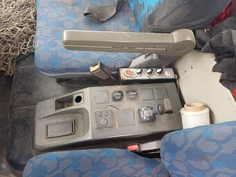 IVECO EUROCARGO ML 90E18 hákový nosič kontejnerů - 19