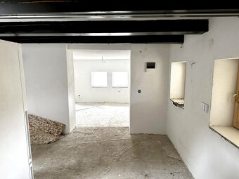 Predaj Dvoch Rodinných domov v obci Padarovce . - 19