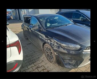 KIA Proceed - 19