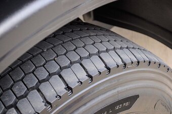 TROJSTRANNÝ SKLÁPAČ + HYDRAULICKÁ RUKA MERCEDES ATEGO 1523 - 19