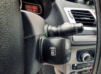 Renault Mégane 1.6 16V benzín 81kW Dynamique - 19