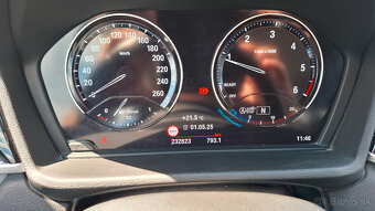 BMW X1 xDrive 18d Sport Line - 19