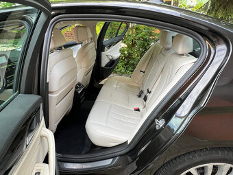 BMW Rad 5 520i Luxury Line AKO NOVÉ KÚPENÉ V MADARDKU 1,MAJI - 19