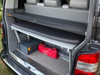 VW MULTIVAN HIGHLINE rv10.2007,7miestne - 19