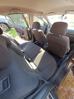 Opel Astra H - 19